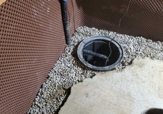 Sump with gravel