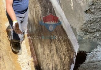 Mesh installation for extra leak protection